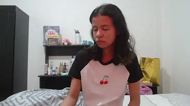 nathaly jones  online show from 06-03-26, 12:19