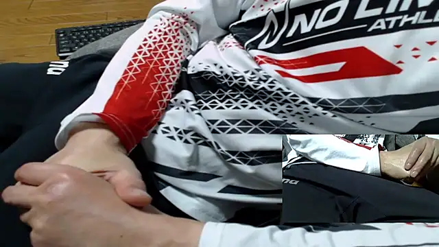 Yasu2000 online show from 03-22-26, 11:35