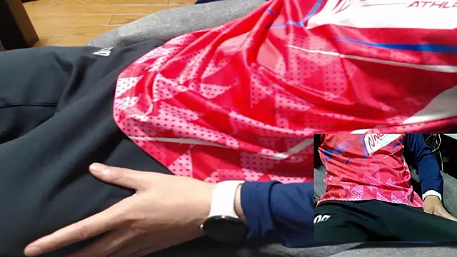 Yasu2000 online show from 04-21-26, 12:45