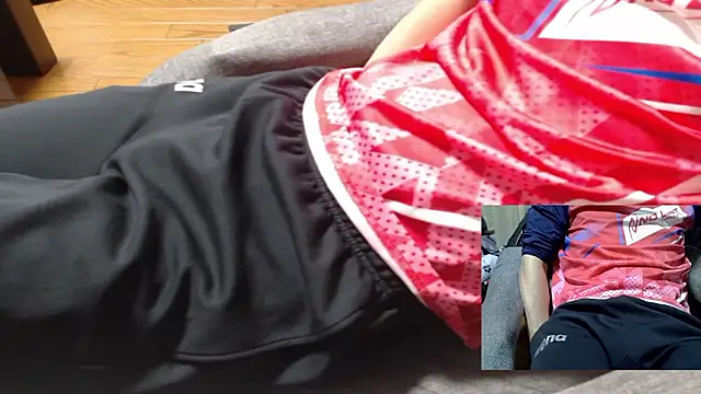 Yasu2000 online show from 04-21-26, 02:51