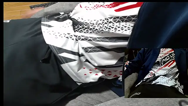 Yasu2000 online show from 05-23-26, 12:05
