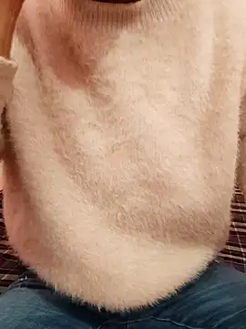 Snapshot of NAIRA5677 chatting on 01-11-26, 05:01 NAIRA5677 online show from 01-11-26, 05:01