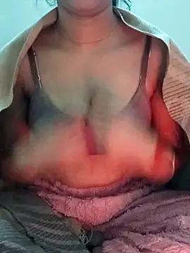 Snapshot of NAIRA5677 chatting on 02-03-26, 04:56 NAIRA5677 online show from 02-03-26, 04:56