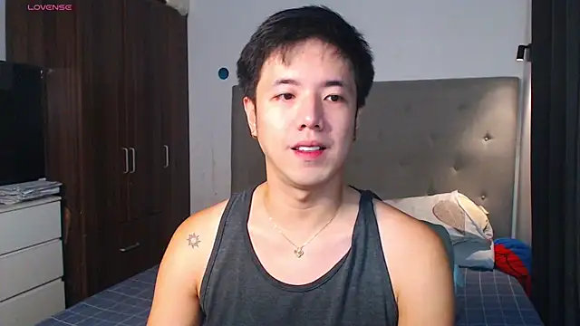 Addictiveboi online show from 03-26-26, 01:11