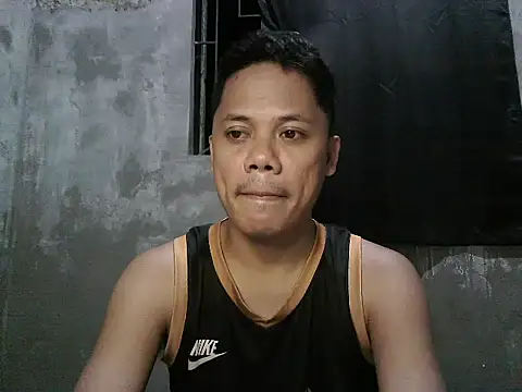 Snapshot of asian_priince chatting on 12-15-25, 05:28 asian priince online show from 12-15-25, 05:28