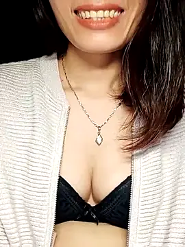 Hinna x online show from 11-14-25, 08:18