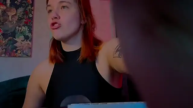 Snapshot of the_high_priestess chatting on 05-15-26, 05:03 the high priestess online show from 05-15-26, 05:03
