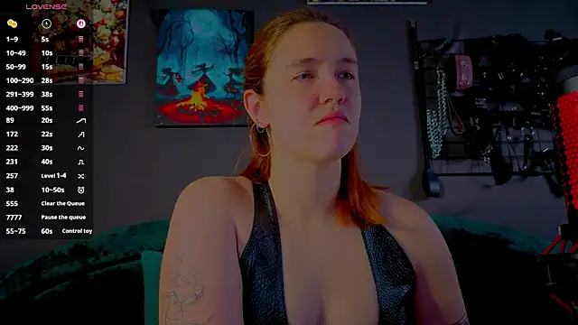Snapshot of the_high_priestess chatting on 05-29-26, 03:04 the high priestess online show from 05-29-26, 03:04