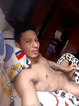 RuiMaddoox online show from 10-03-25, 01:52