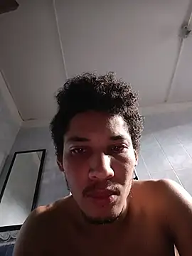 RuiMaddoox online show from 11-21-25, 01:43