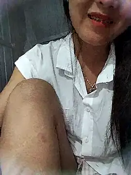 Snapshot of moa_koa chatting on 10-23-25, 01:43 moa koa online show from 10-23-25, 01:43