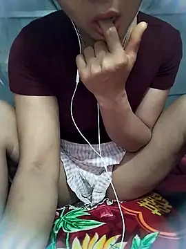 Snapshot of moa_koa chatting on 10-28-25, 09:17 moa koa online show from 10-28-25, 09:17