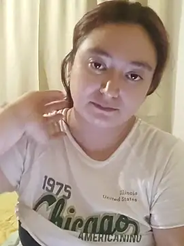 Snapshot of Anaa_Rose chatting on 02-12-26, 11:00 Anaa Rose online show from 02-12-26, 11:00