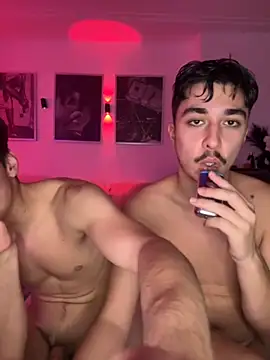 Snapshot of Pablo27622 chatting on 11-18-25, 07:40 Pablo27622 online show from 11-18-25, 07:40