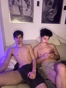 Snapshot of Pablo27622 chatting on 01-14-26, 10:58 Pablo27622 online show from 01-14-26, 10:58