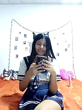 Snapshot of hanna_ross27 chatting on 09-09-25, 10:20 hanna ross27 online show from 09-09-25, 10:20