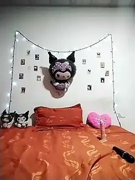 Snapshot of hanna_ross27 chatting on 10-08-25, 05:27 hanna ross27 online show from 10-08-25, 05:27