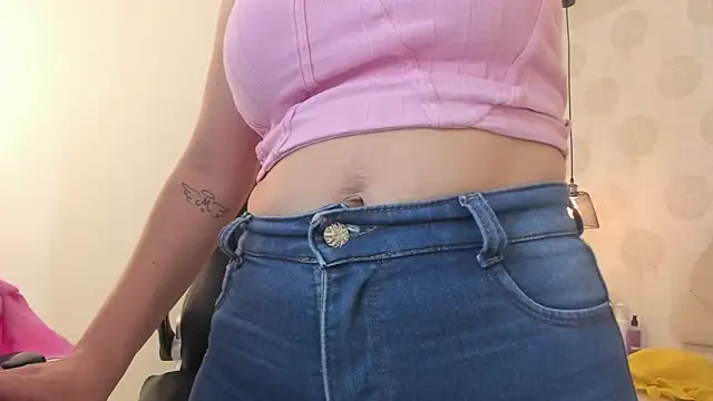 GIANAMILLER6 online show from 10-02-25, 12:23