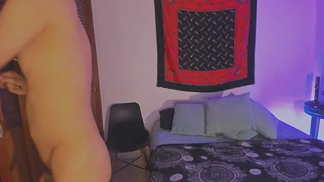 Snapshot of Polo_keller chatting on 09-27-25, 10:26 Polo keller online show from 09-27-25, 10:26