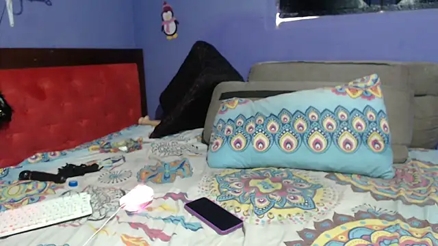 Snapshot of Charlot_suny_dirty chatting on 12-13-25, 09:20 Charlot suny dirty online show from 12-13-25, 09:20