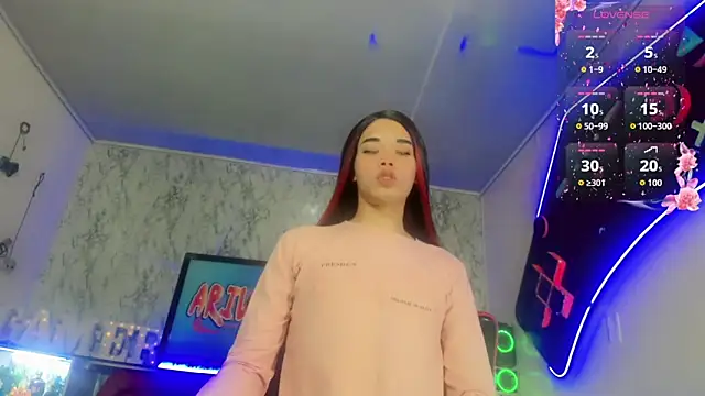 Madison Mujica online show from 10-29-25, 11:12