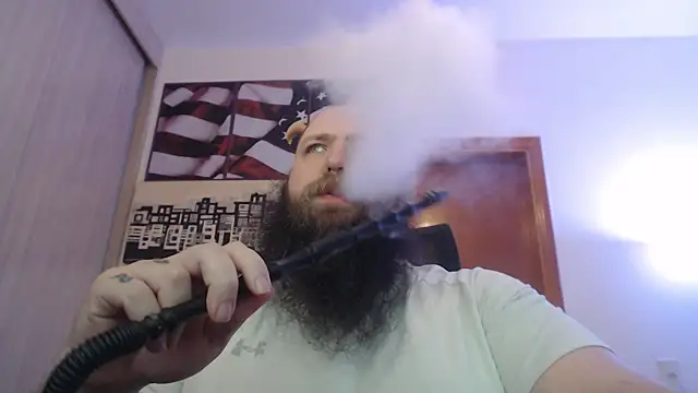 Snapshot of PayMasterGus chatting on 09-10-25, 02:55 PayMasterGus online show from 09-10-25, 02:55