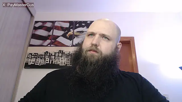 Snapshot of PayMasterGus chatting on 09-21-25, 02:35 PayMasterGus online show from 09-21-25, 02:35