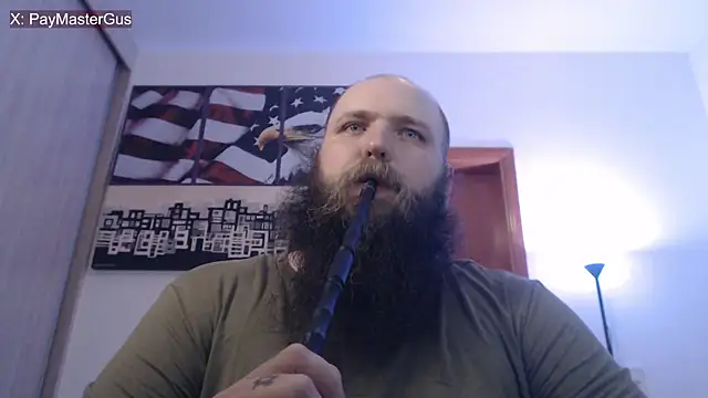 Snapshot of PayMasterGus chatting on 10-13-25, 02:22 PayMasterGus online show from 10-13-25, 02:22