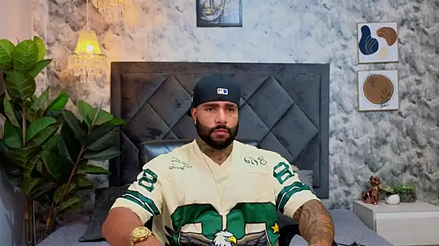 Apolo rousse1 online show from 11-08-25, 09:35