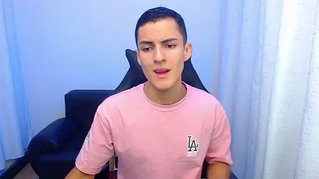 Matiius18 online show from 03-09-26, 01:37