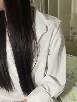 Snapshot of Dior_baby chatting on 10-17-25, 01:20 Dior baby online show from 10-17-25, 01:20