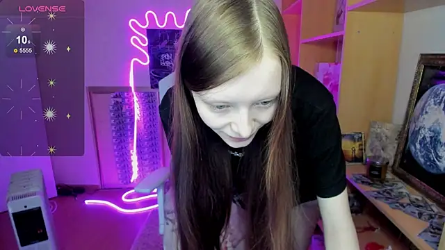 AliceHaris online show from 11-23-25, 03:17