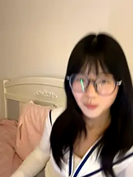 Ella-A9 online show from 11-17-25, 03:07