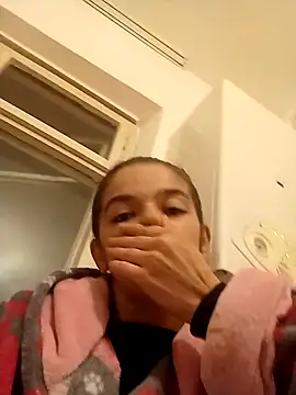 Snapshot of alinaalinutzq chatting on 11-21-25, 09:02 alinaalinutzq online show from 11-21-25, 09:02