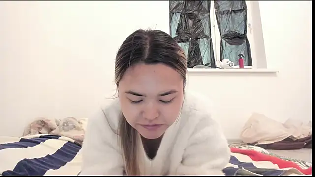 Snapshot of saika_blush chatting on 09-25-25, 05:00 saika blush online show from 09-25-25, 05:00