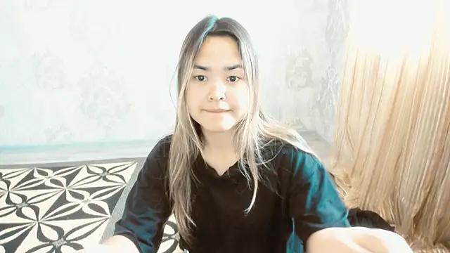 Snapshot of saika_blush chatting on 11-16-25, 04:29 saika blush online show from 11-16-25, 04:29