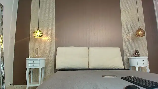 Snapshot of Tiifany_Baker chatting on 10-28-25, 07:49 Tiifany Baker online show from 10-28-25, 07:49