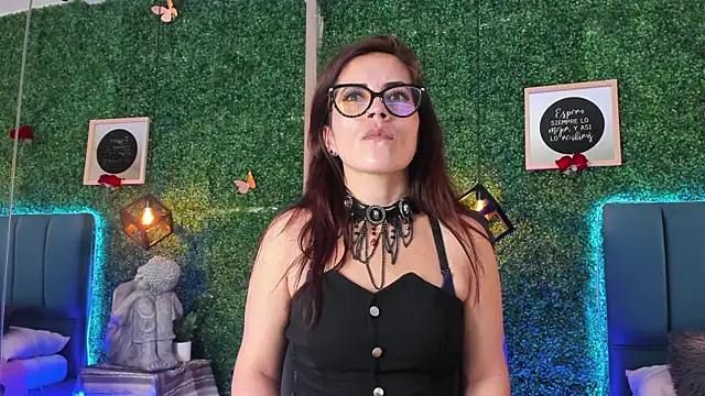 Linagh  online show from 04-06-26, 11:33