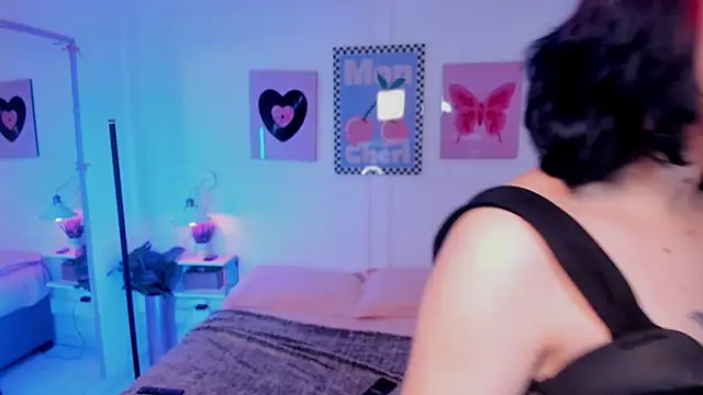 Zoe Lynch  online show from 02-23-26, 11:40