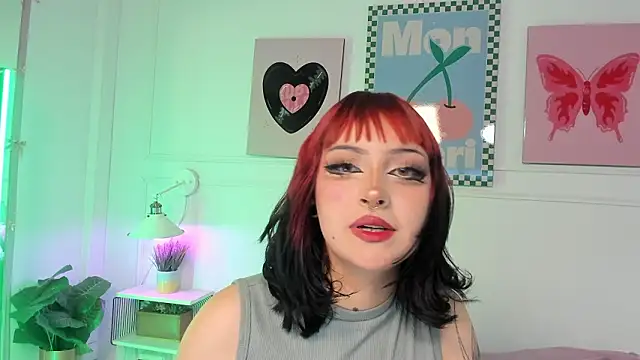 Zoe Lynch  online show from 03-19-26, 11:25