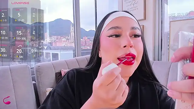 Zoey thompson online show from 09-18-25, 07:38