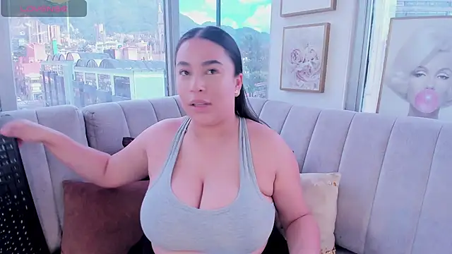 Zoey thompson online show from 09-20-25, 07:26