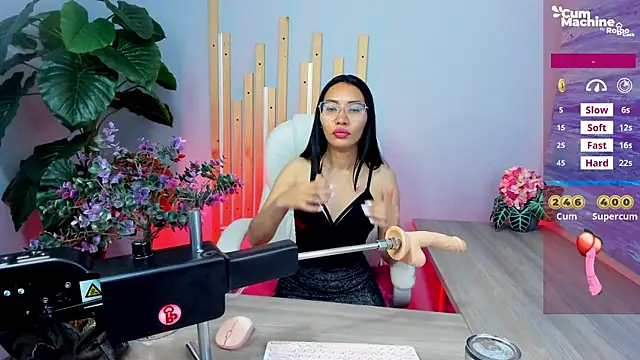 Snapshot of lucyy_liiuu chatting on 09-09-25, 01:10 lucyy liiuu online show from 09-09-25, 01:10