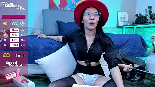 Snapshot of lucyy_liiuu chatting on 09-16-25, 01:12 lucyy liiuu online show from 09-16-25, 01:12