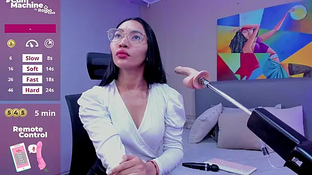 Snapshot of lucyy_liiuu chatting on 09-28-25, 02:33 lucyy liiuu online show from 09-28-25, 02:33