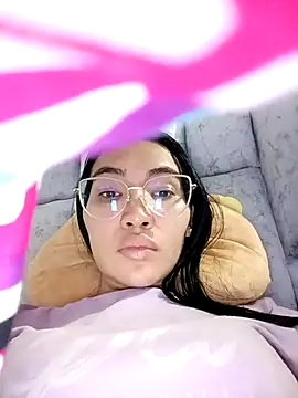 Snapshot of lucyy_liiuu chatting on 10-09-25, 10:52 lucyy liiuu online show from 10-09-25, 10:52