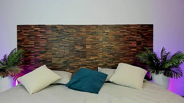 Snapshot of lucyy_liiuu chatting on 10-28-25, 02:09 lucyy liiuu online show from 10-28-25, 02:09