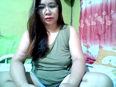 Snapshot of Bianca0516 chatting on 05-05-26, 11:51 Bianca0516 online show from 05-05-26, 11:51