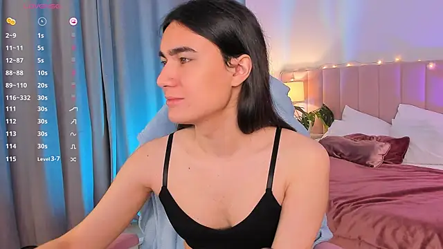 Snapshot of HeyAlena chatting on 09-25-25, 06:06 HeyAlena online show from 09-25-25, 06:06