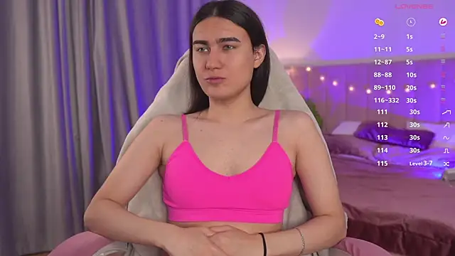 Snapshot of HeyAlena chatting on 10-14-25, 06:36 HeyAlena online show from 10-14-25, 06:36